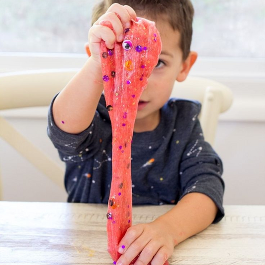 ورشة تعلم صنع السلايم  - Slime making workshop