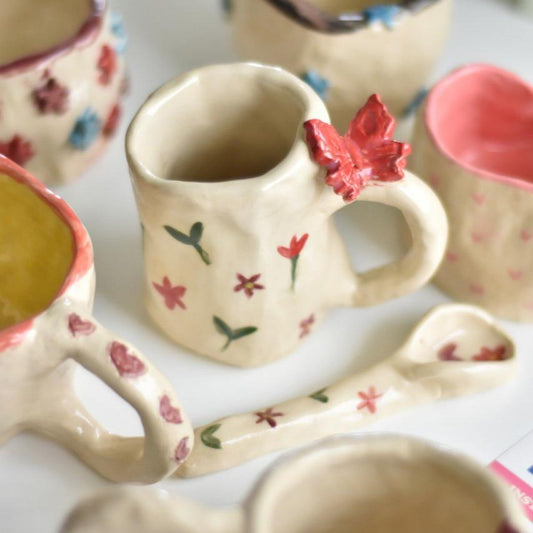 ورشـة صنع كوب من عجينة السيراميك - making a cup from ceramic clay  workshop